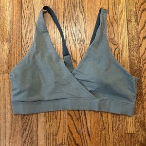 Old Navy Active PowerChill Light Support Bra Size XL